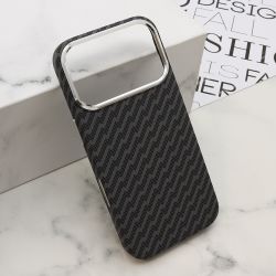 Futrola UrbanMesh MagSafe za iPhone 17 Pro Max (6.9) DZ01 (MS).