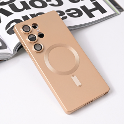 Futrola Magsafe Chrome za Samsung S938 Galaxy S25 Ultra zlatna.