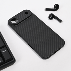 Futrola Carbon fiber za iPhone 17 Air crna.