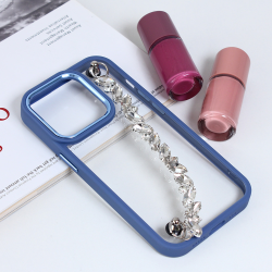 Futrola Chain za iPhone 14 Pro plava.