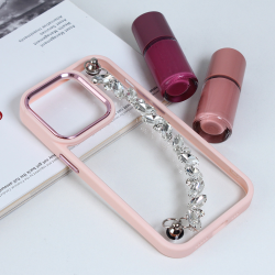 Futrola Chain za iPhone 14 Pro roze.