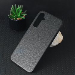 Futrola Groove za Samsung A256 Galaxy A25 5G crna.