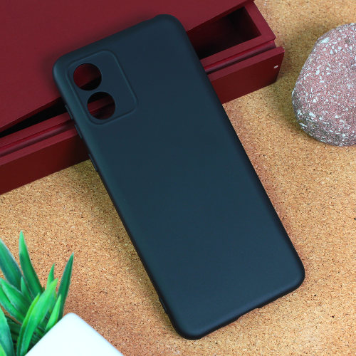 Futrola Teracell Giulietta za Motorola Moto E13 mat crna.