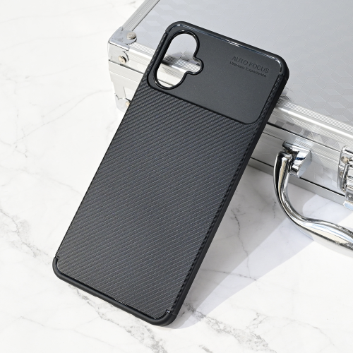 Futrola Defender Carbon za Samsung A065F Galaxy A06 crna.