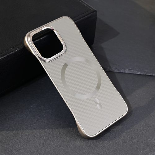 Futrola Magsafe Carbon za iPhone 13 Pro siva.