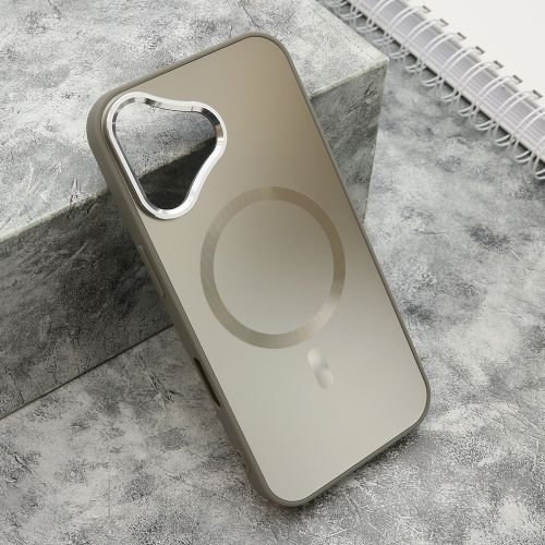 Futrola COLOR METAL MagSafe za iPhone 16 (6.1) srebrna (MS).