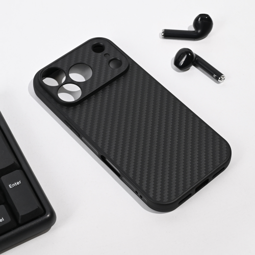 Futrola Carbon fiber za iPhone 17 Pro crna.