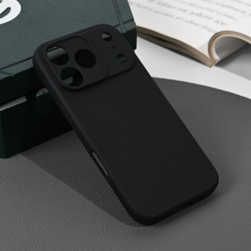 Silikonska futrola Skin za iPhone 17 Pro mat crna.