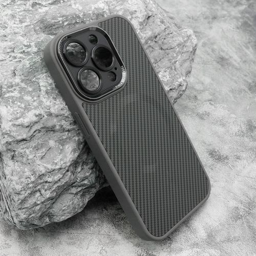 Futrola CARBON MagSafe za iPhone 15 Pro (6.1) siva (small camera) (MS).
