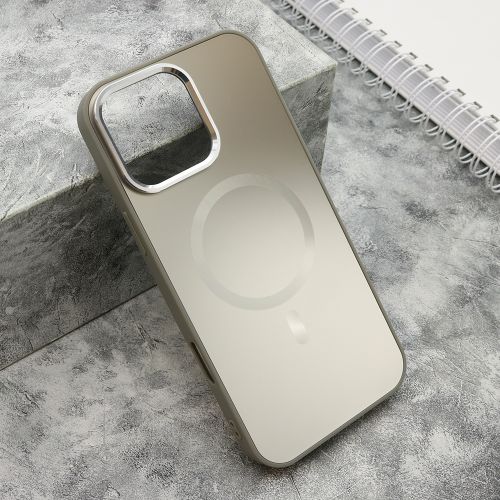 Futrola COLOR METAL MagSafe za iPhone 16 Pro Max (6.9) srebrna (MS).