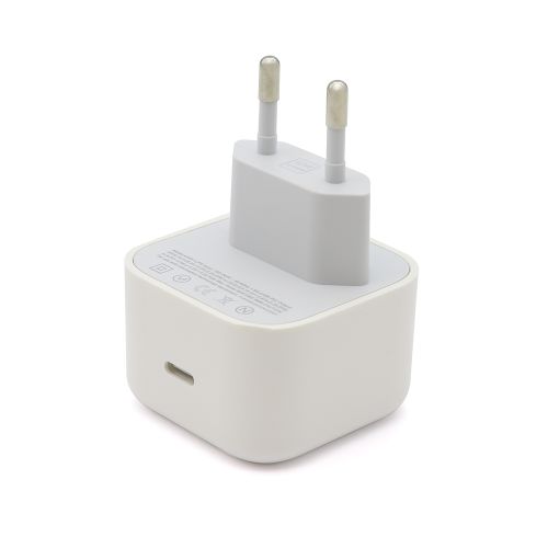 Kuciste punjaca za iPhone 17/AIR/17 Pro/17 Pro Max Type C 40W HQ belo (MS).