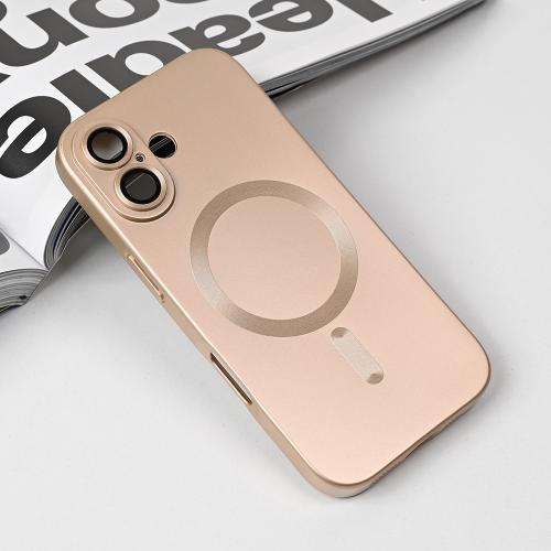 Futrola Magsafe Chrome za iPhone 17 6.3 zlatna.