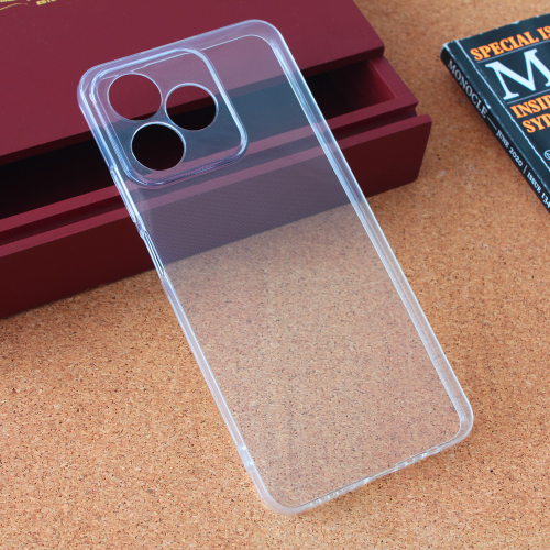 Silikonska futrola Ultra Thin za Realme C53 Transparent.