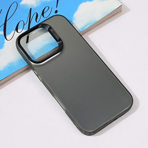 Futrola providna za iPhone 16 Pro crna.